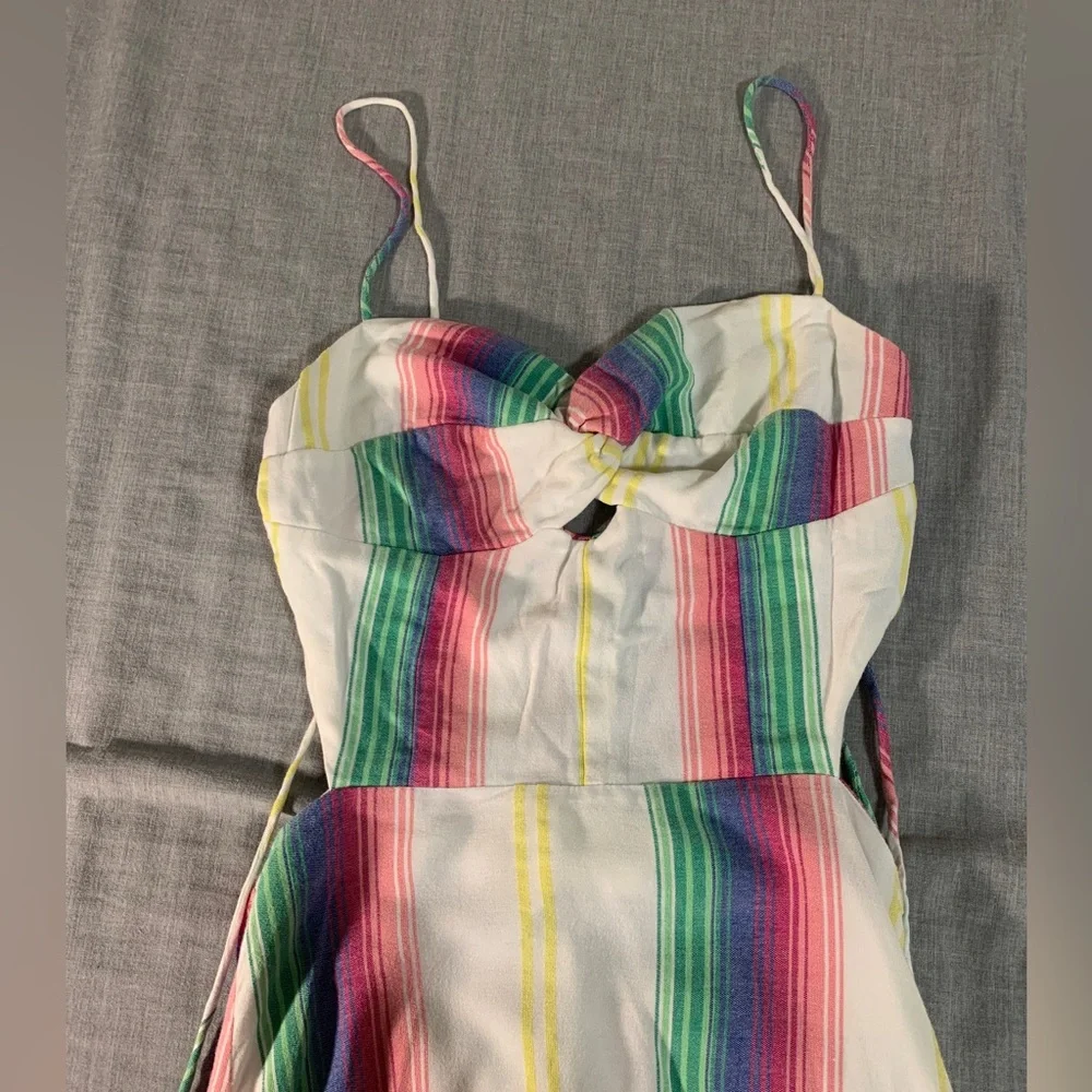 Dress - Picture 3 of 3